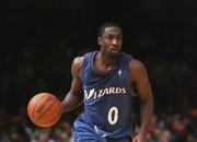 九游体育-NBA季后赛今晨走向成谜；华盛顿奇才单刀错失；更衣室稳定；轮换策略成焦点的简单介绍-九游体育