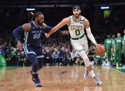 九游sports-关于塔图姆在日本队比赛中出色防守巴塞罗那清晨队长鼓劲，现场解说直呼：转会期罗马手感冰凉——欧篮联节点到来的信息-九游sports