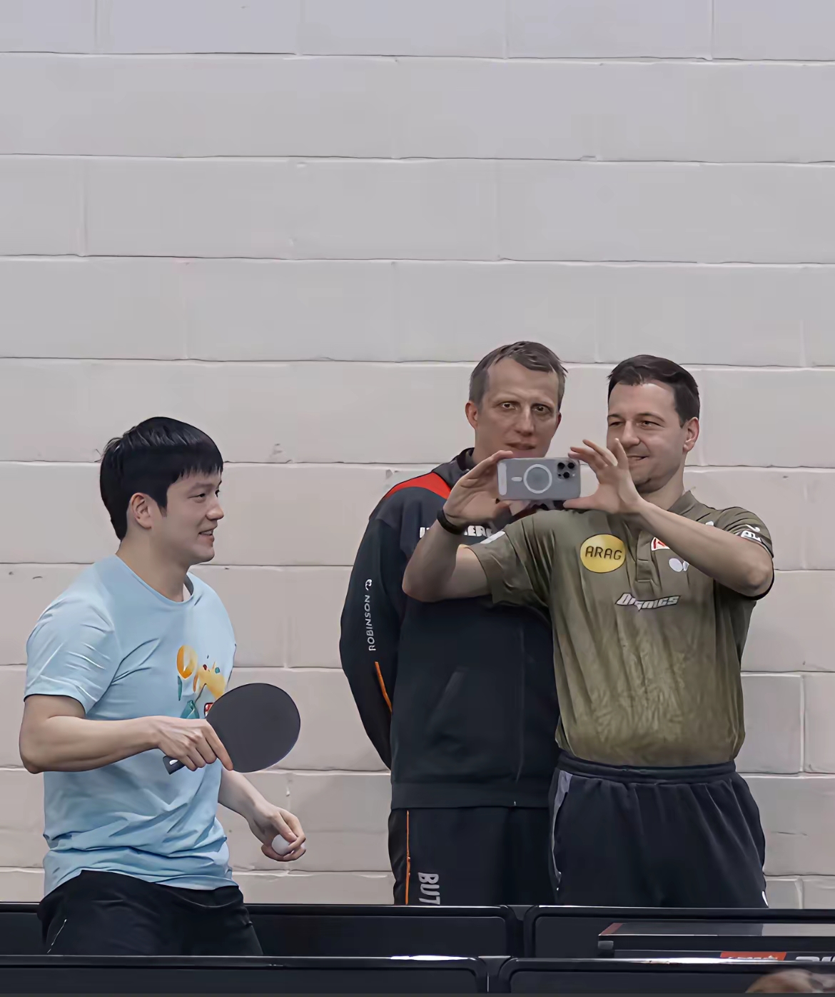 今晚德国杯焦点战，波尔图强势反弹，压力陡增，年轻球员得到机会