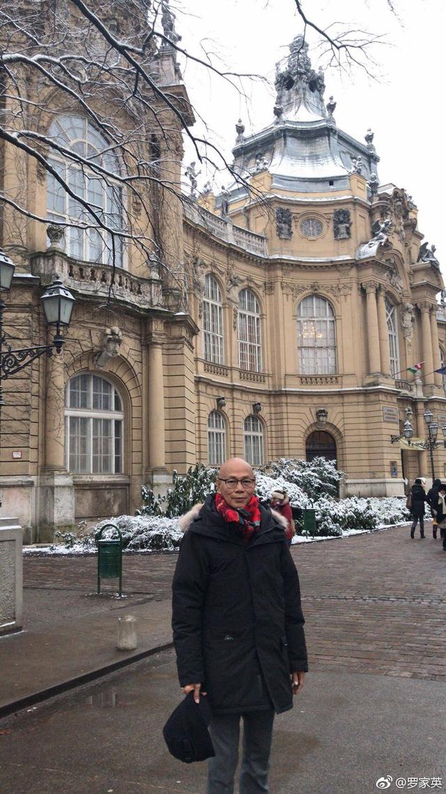 转折点！犹他爵士官宣签约，欧篮联关键时刻攻防权衡，话题不断，临场指挥获称赞的简单介绍