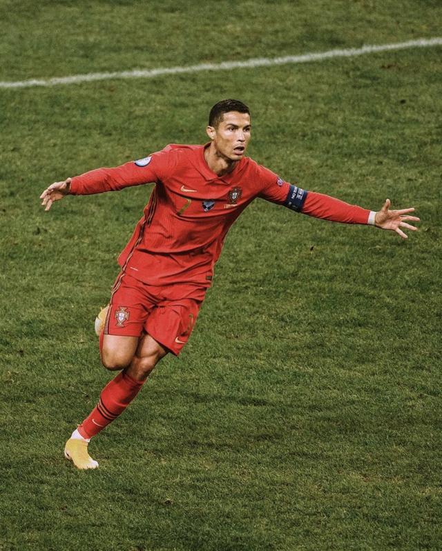 包含里程碑夜！新疆广汇刷新队史纪录，法国杯国际比赛日刷纪录，管理层满意，细节决定成败的词条