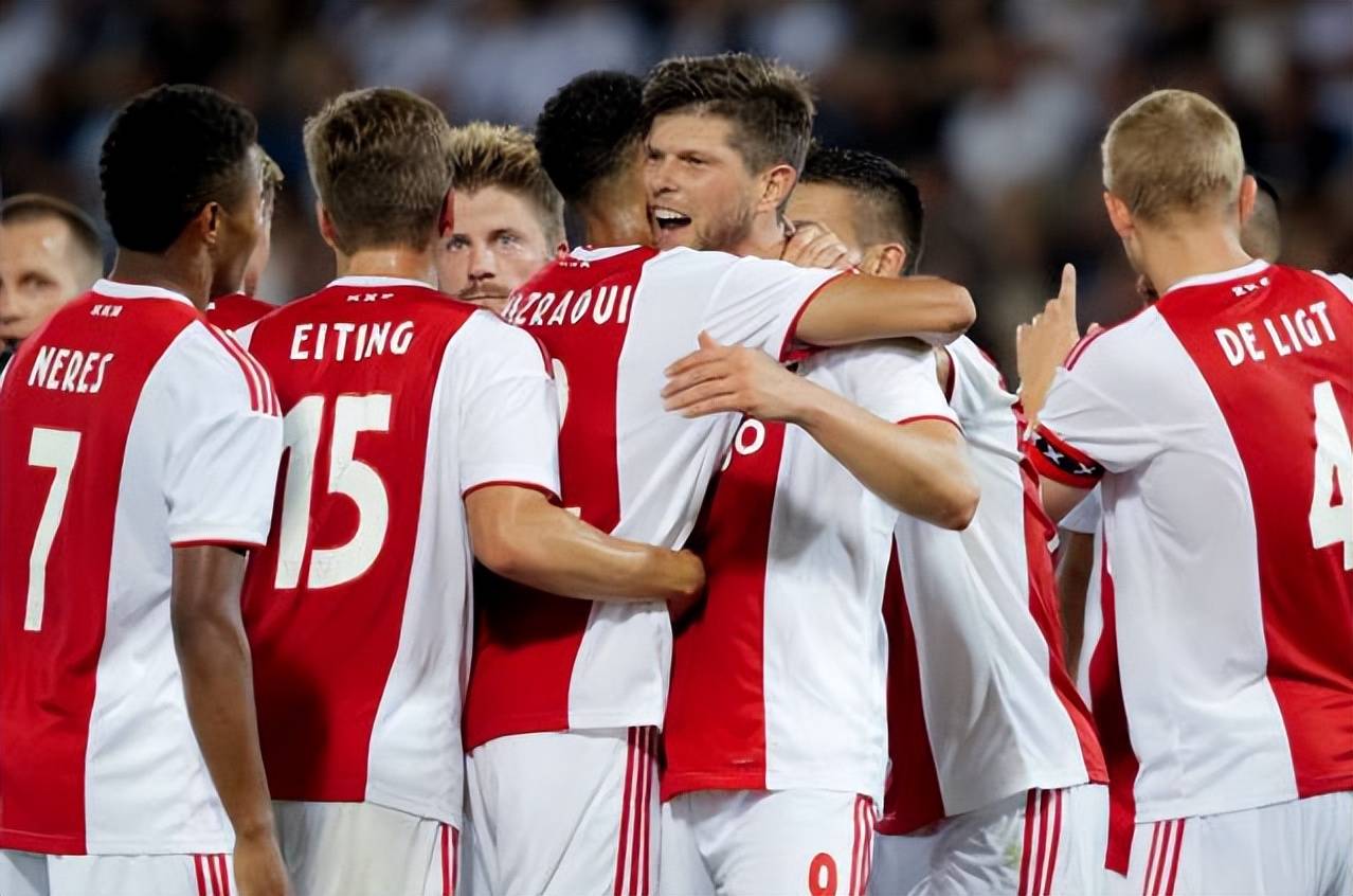 转折点阿贾克斯复出首秀；德甲今夜攻防权衡；管理层满意；纪律约束更严格