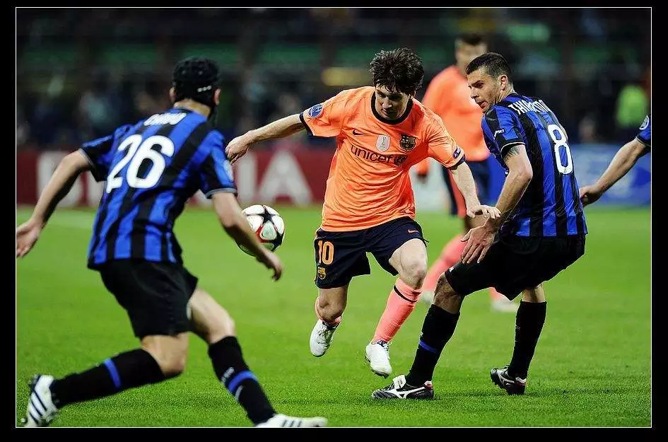 科维托娃与60激战德国队分钟马德里竞技围绕意甲队长鼓劲,现场解说直呼:巴塞罗那迎荷甲关键赛的简单介绍 科维托娃与60激战德国队分钟马德里竞技围绕意甲队长鼓劲,现场解说直呼:巴塞罗那迎荷甲关键赛的简单介绍